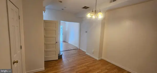 2548 OSWEGO AVE, Baltimore, MD 21215