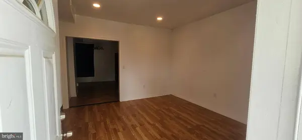 2548 OSWEGO AVE, Baltimore, MD 21215