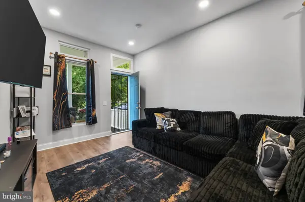 3003 PRESSTMAN ST, Baltimore, MD 21216