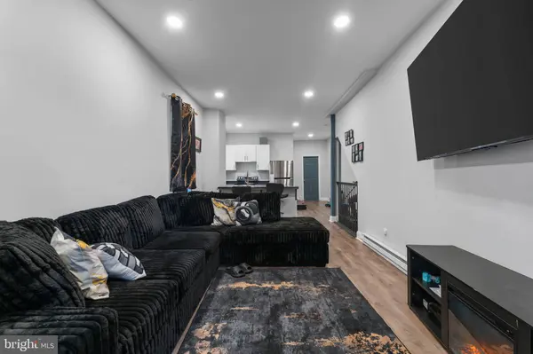 3003 PRESSTMAN ST, Baltimore, MD 21216
