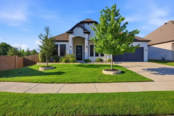 4 Bedroom Home Near Waxahachie ISD with Solar Panels and Easy Access to Dallas & Fort Worth,Taryn Rogers