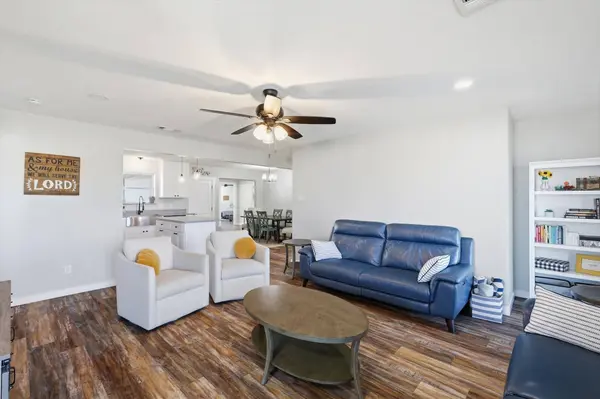 101 S Haven PL, Waxahachie, TX 75165