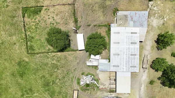 611 Johnston RD, Waxahachie, TX 75167