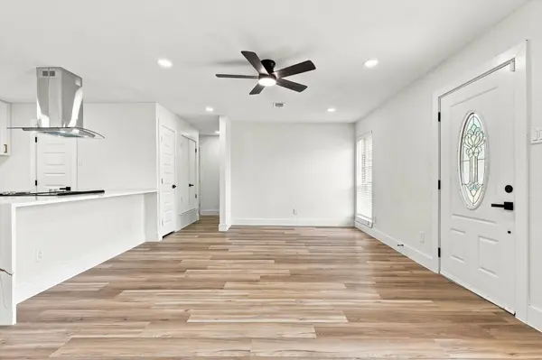 865 Stanford DR, Lancaster, TX 75134