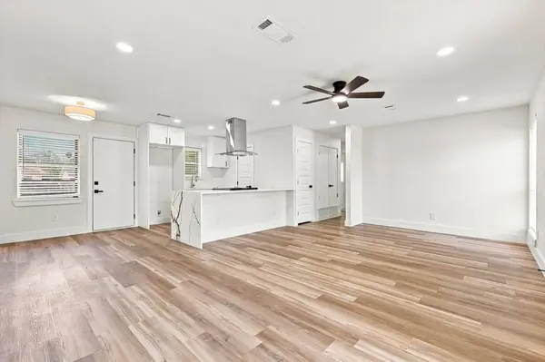 865 Stanford DR, Lancaster, TX 75134
