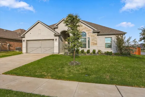 5622 Log Cabin CT
