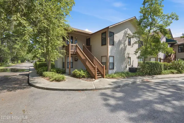 202 Harbour Oaks DR