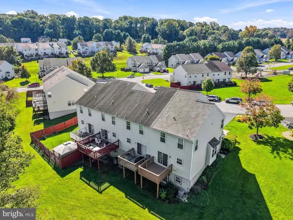 328 GAVIN DR, Coatesville, PA 19320