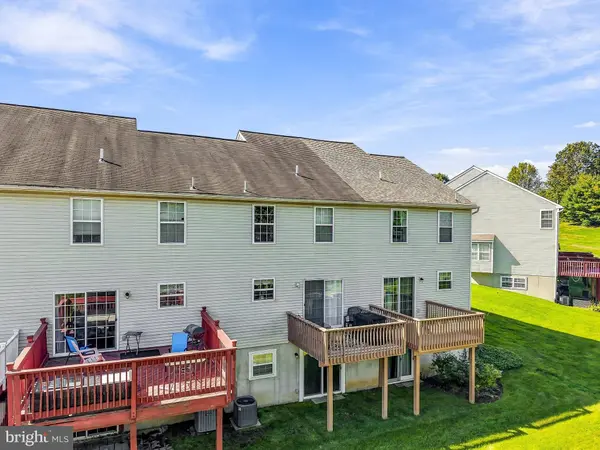 328 GAVIN DR, Coatesville, PA 19320