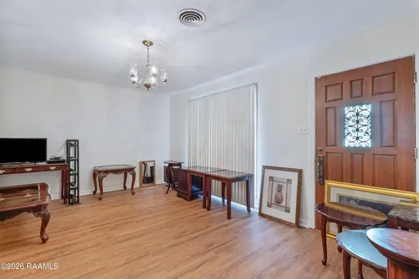 165 Radcliffe DR, Lafayette, LA 70501