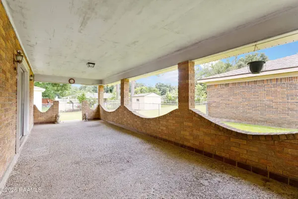 165 Radcliffe DR, Lafayette, LA 70501