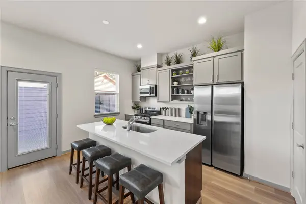 9815 Fulton Park LN, Houston, TX 77076