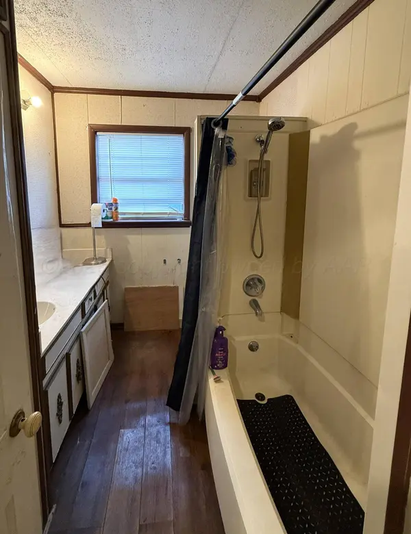 1108 S DWIGHT ST, Pampa, TX 79065