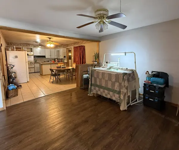 521 N DWIGHT ST, Pampa, TX 79065