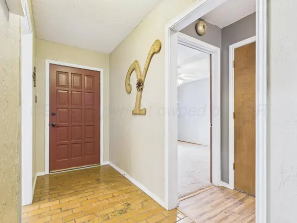 2639 N FIR ST, Pampa, TX 79065