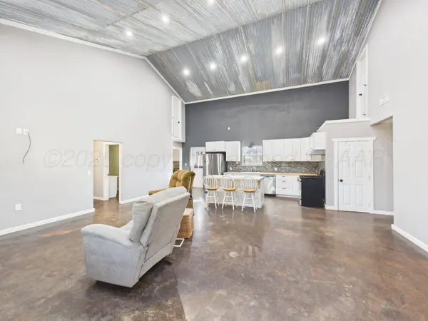 400 S TALLEY ST, White Deer, TX 79097