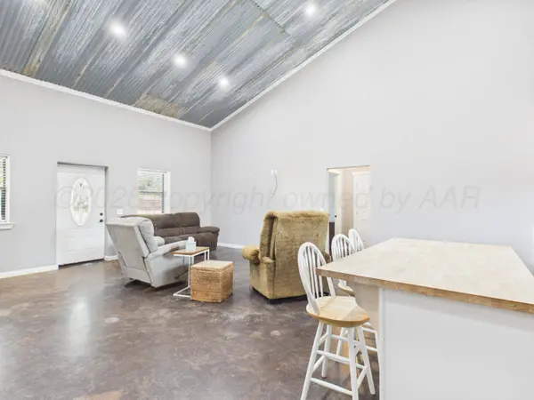 400 S TALLEY ST, White Deer, TX 79097