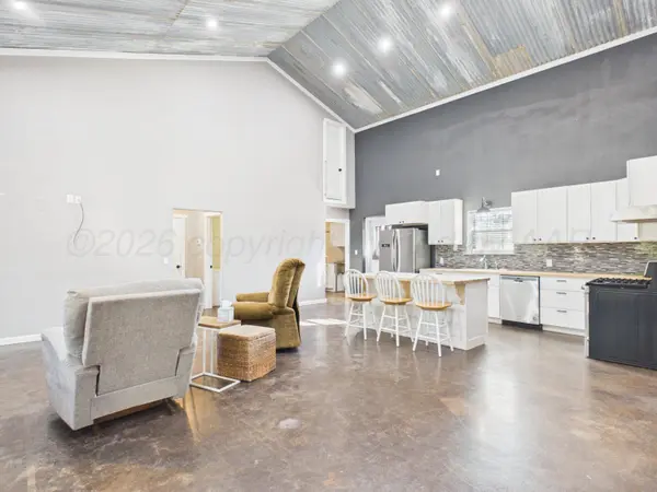 400 S TALLEY ST, White Deer, TX 79097