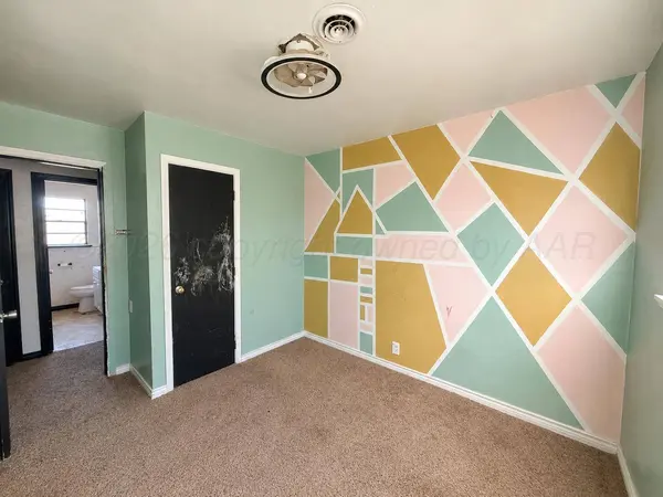 1012 E FOSTER AVE, Pampa, TX 79065