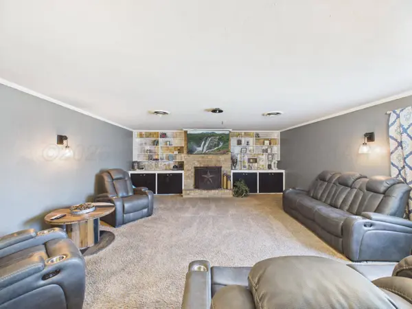 1704 N Christine ST, Pampa, TX 79065