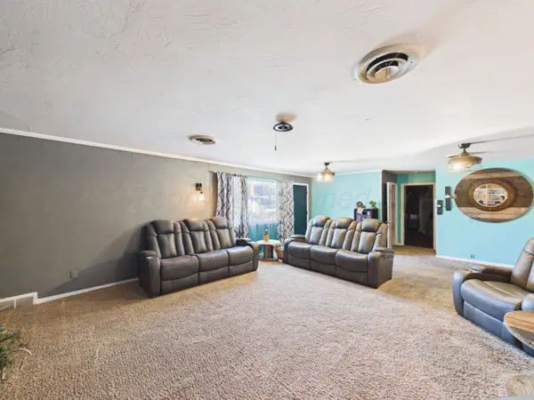 1704 N Christine ST, Pampa, TX 79065