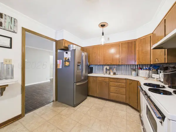 1704 N Christine ST, Pampa, TX 79065