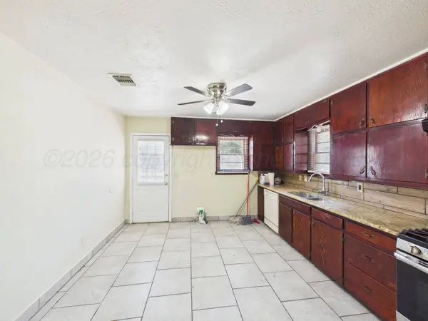 820 RUSSELL ST, Amarillo, TX 79104