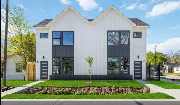 4501 Newberry ST #B, Houston, TX 77051