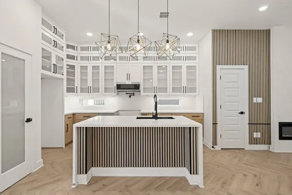 5042 Pershing ST #A-B, Houston, TX 77033