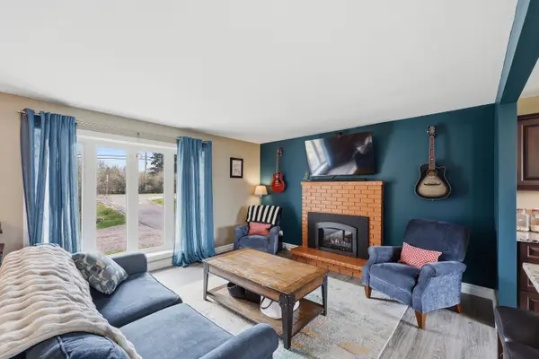 1239 Unity RD, Kingston, ON K0H 1S0