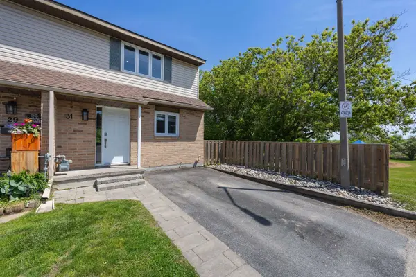 31 Coventry CRES, Kingston, ON K7M 7S1