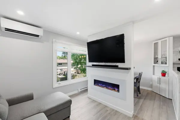 31 Coventry CRES, Kingston, ON K7M 7S1