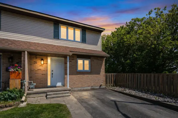 31 Coventry CRES, Kingston, ON K7M 7S1