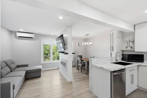 31 Coventry CRES, Kingston, ON K7M 7S1