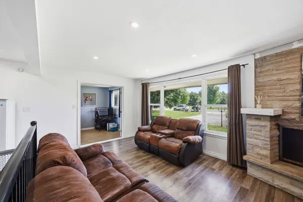 2499 PERTH RD, Kingston, ON K0H 1S0