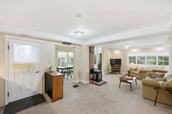 595 King ST E, Gananoque, ON K7G 1H1