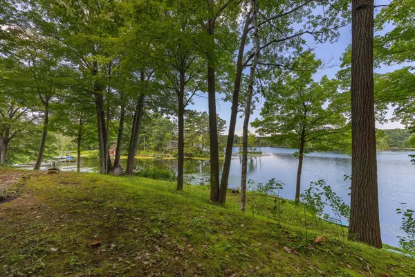 2096 Eel Bay RD, Frontenac, ON K0H 2L0