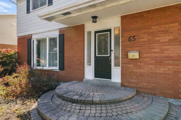 65 Barbara ST, Quinte West, ON K8V 1Z6