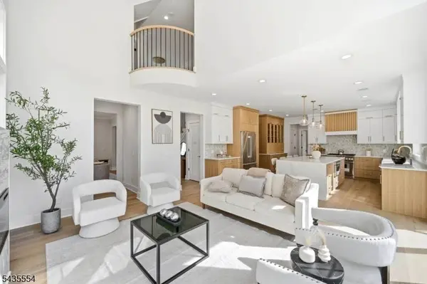 221 Delaware St, Westfield Town, NJ 07090