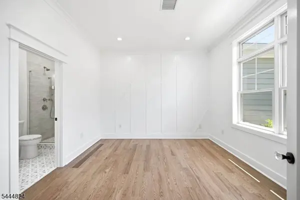 2 Wingate Dr, Livingston Twp., NJ 07039