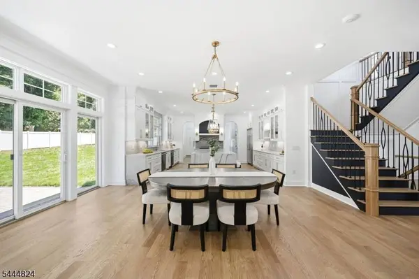 2 Wingate Dr, Livingston Twp., NJ 07039