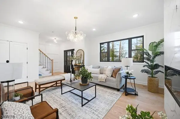 85 Kings Rd, Chatham Boro, NJ 07928