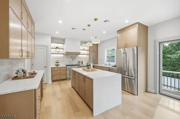 35 Sycamore Ave, Livingston Twp., NJ 07039
