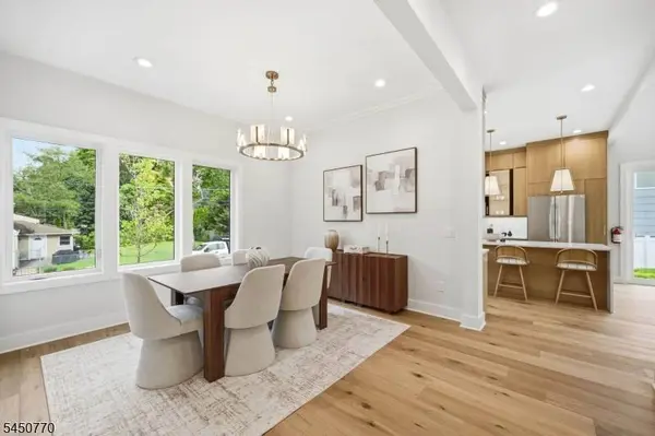 77 Elmwood Dr, Livingston Twp., NJ 07039