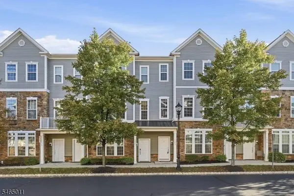 1424 Hudson Cir, Highland Park Boro, NJ 08904