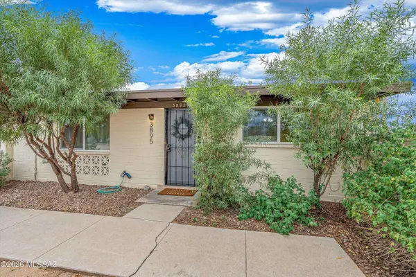 3895 S Queen Palm Dr, Tucson, AZ 85730