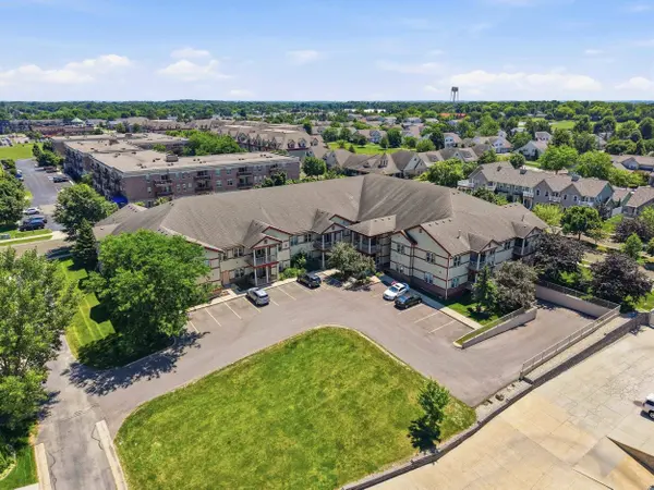 1300 School Street #208, Sun Prairie, WI 53590