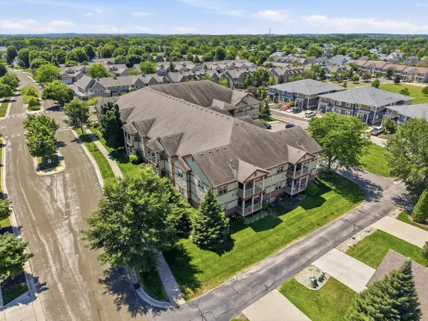 1300 School Street #208, Sun Prairie, WI 53590