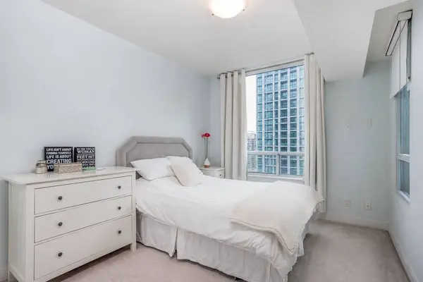 88 Broadway AVE #1304, Toronto C10, ON M4P 0A5