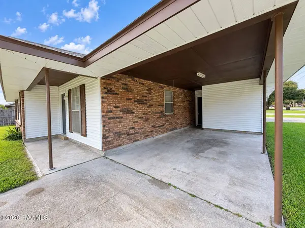 600 E Santa Clara ST, New Iberia, LA 70563